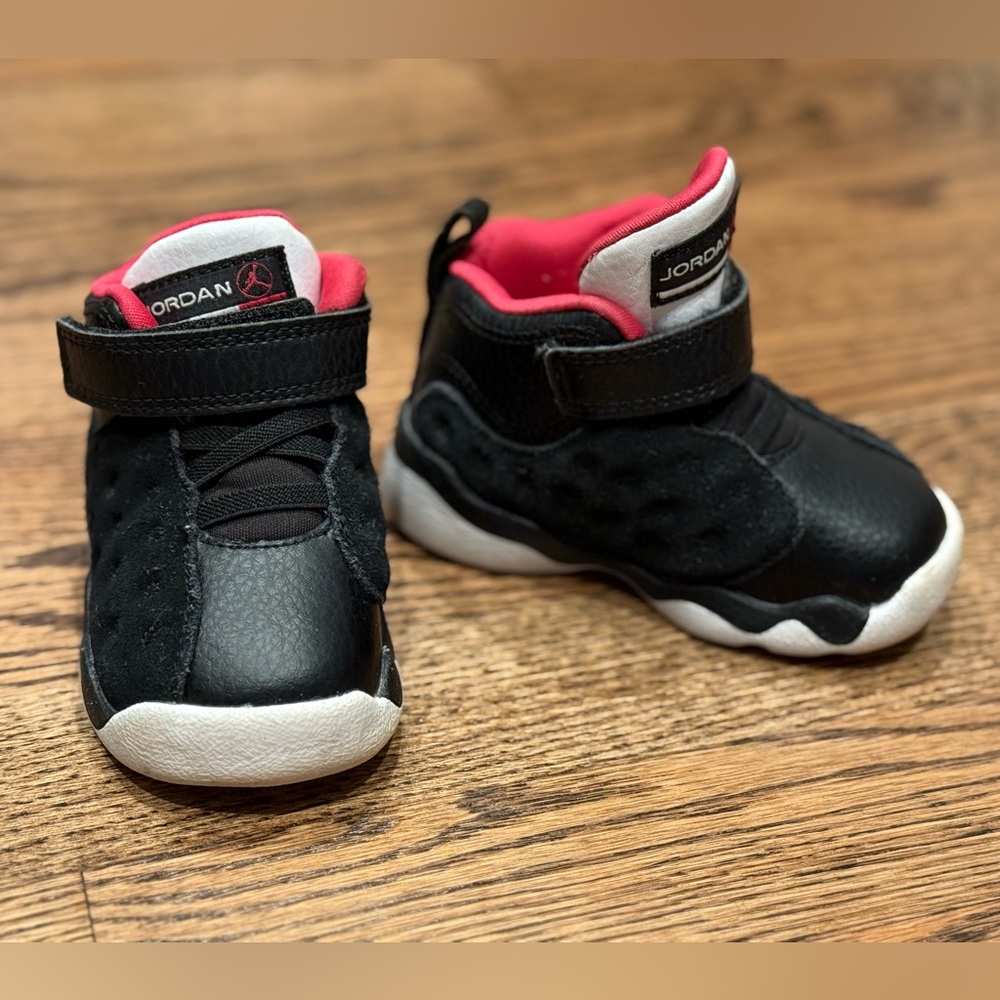 Girls’ Toddler Jordan Jumpman Team II Basketball Shoes Black/Rush Pink, 5C